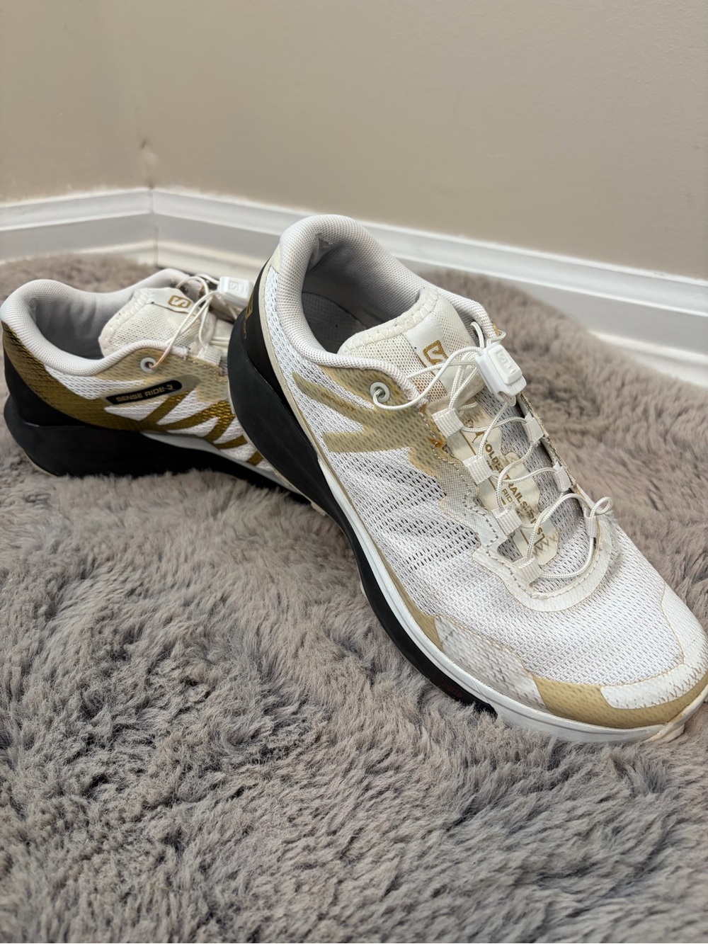 Salomon White & Gold Sense Ride 3 Quicklace Running Shoes